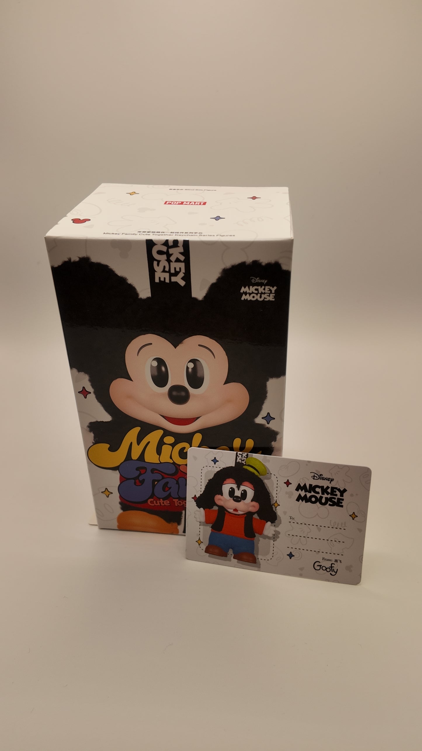 Mickey Family Cute Together - Singles