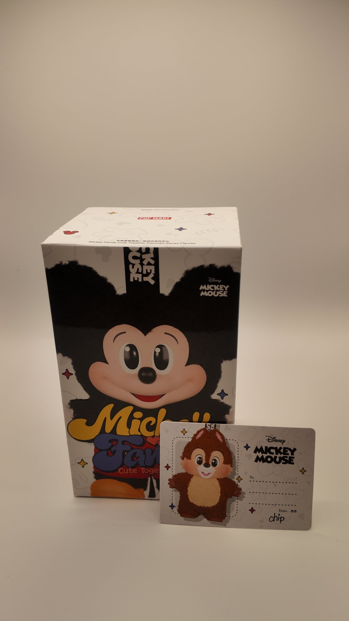 Mickey Family Cute Together - Singles